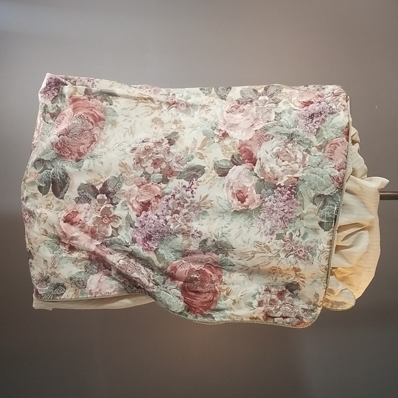 Queen/ Full Croscill Cotswold vintage floral duvet cover - Picture 1 of 8